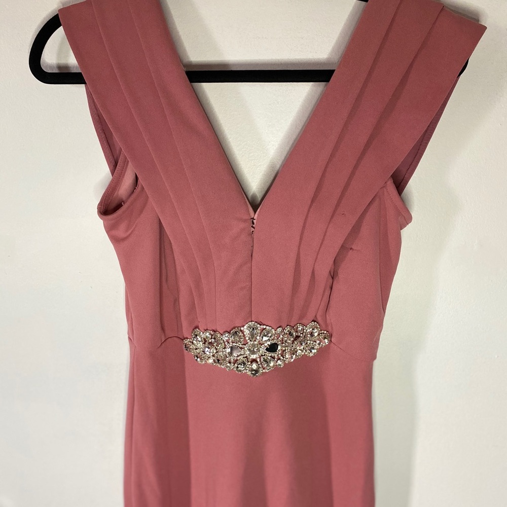 Dress - Picture 2 of 4